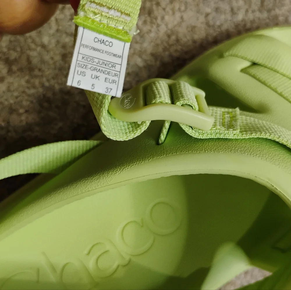 Chaco Kids Junior Size 6 Green Sandals